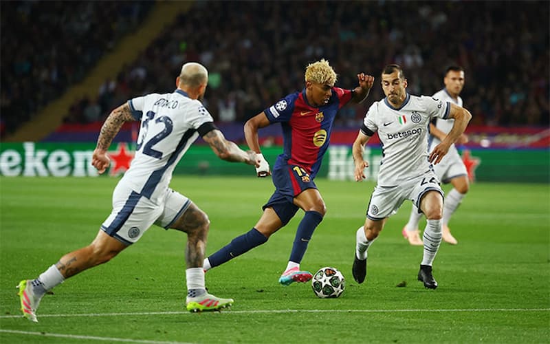 Soi kèo chuẩn trận đấu Inter vs Barcelona từ chuyên gia